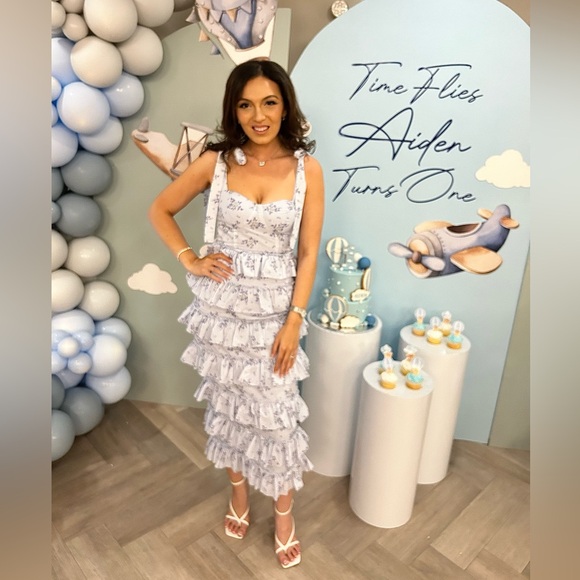 Hazel & Olive She’s Stunning Floral Midi Dress - Blue - Picture 3 of 3